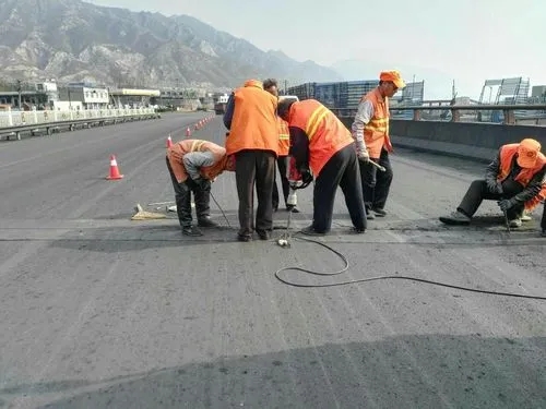 措勤道路桥梁病害治理